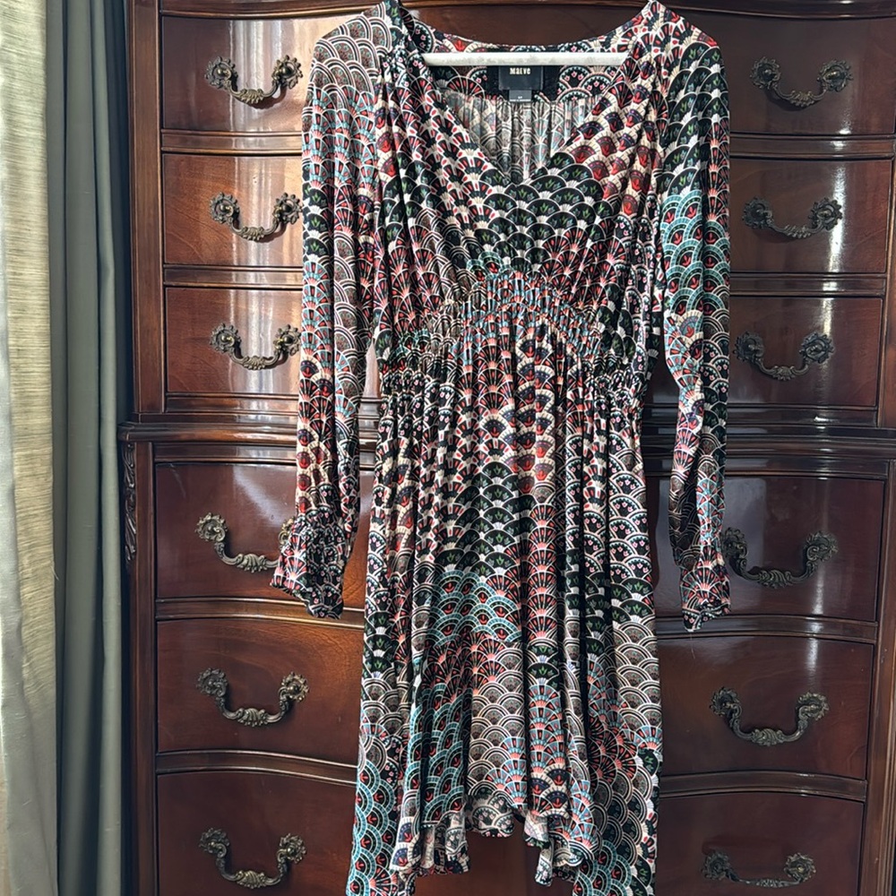 Anthropologie Maeve Monaco long sleeved dress size SP in a red and blue print.